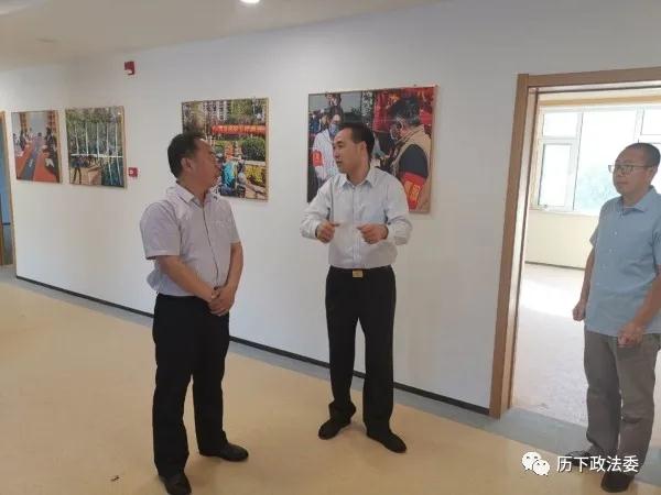 区委常委、政法委书记李乐军同志调研网格化基层治理工作