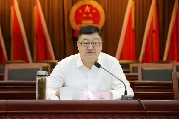 全区深化文明城市创建工作推进会召开