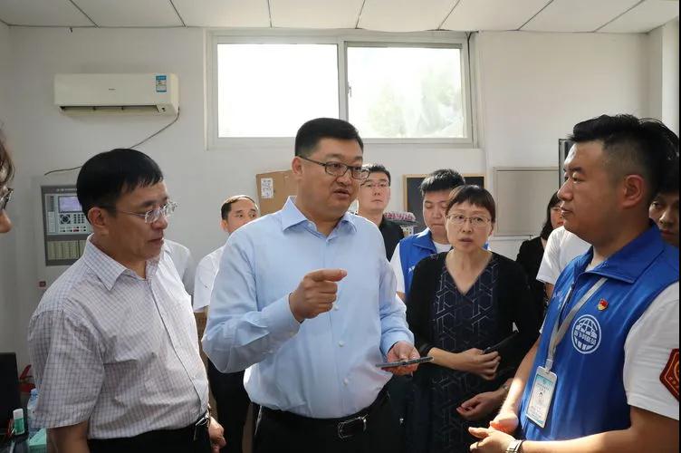 江山调研专职网格管理员工作推进及文明城市创建工作情况