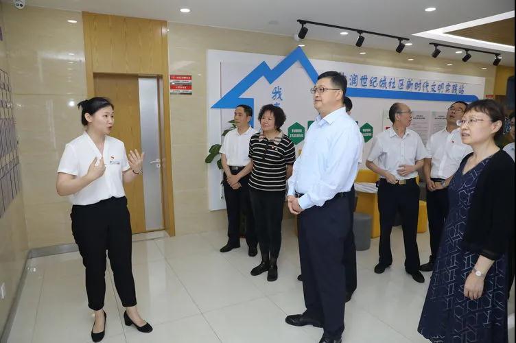 江山调研专职网格管理员工作推进及文明城市创建工作情况